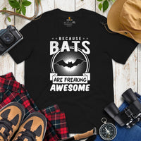 Because Bats Are Freaking Awesome T-Shirt - Flying Fox Shirt - Night Shift Shirt - Gift for Bat & Animal Lover - Biology & Zoology Tee - Black