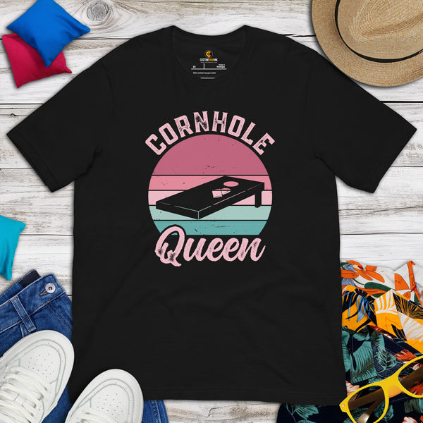 Cornhole T-Shirt - Corn Hole Bags & Board, Bean Bag Toss, Outdoor Yard & Backyard Party Games Gift & Outfit - Retro Cornhole Queen Tee - Black