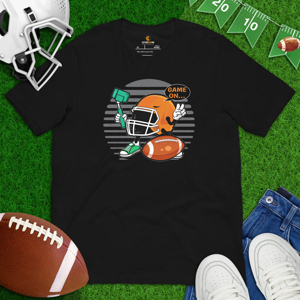 Football Tee - Game Day Shirt - Funny Football Shirt - Gift for Football Fan - Football Graphic T-Shirt - Cute Helmet Taking A Selfie Shirt - Black