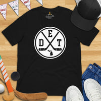DET T-Shirt - Detroit T-Shirt - Michigan T-Shirt - Ice Hockey T-Shirt - Game Day Shirt - Gift for Hockey Player, Lover - Retro Hockey Shirt - Black