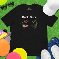 Ultimate Frisbee T-Shirt - Disk Golf Attire & Apparel - Gift Ideas for Disc Golfers - Funny Duck Duck Gray Duck T-Shirt - Black