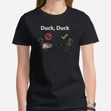Ultimate Frisbee T-Shirt - Disk Golf Attire & Apparel - Gift Ideas for Disc Golfers - Funny Duck Duck Gray Duck T-Shirt - Black, Women