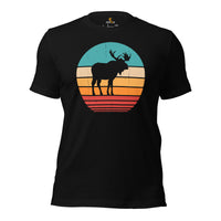 Hunting T-Shirt - Gift for Hunter, Bow Hunter, Archer & Animal Lover - Moose Lover Shirt - Moose Retro Sunset Aesthetic T-Shirt - Black