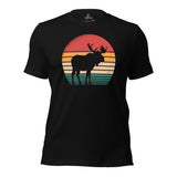 Hunting T-Shirt - Gift for Hunter, Bow Hunter, Archer & Animal Lover - Moose Lover Shirt - Moose 80s Retro Sunset Aesthetic T-Shirt - Black