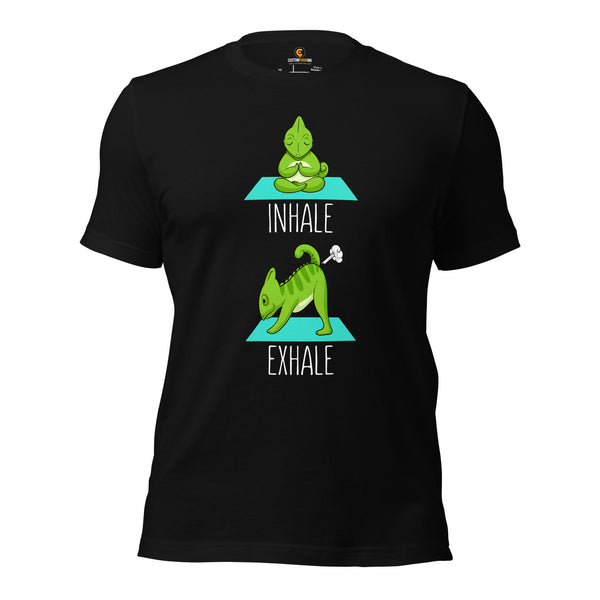 Adorable Chameleon Yoga T-Shit - Reptile Addict & Charm Shirt - Ideal Gift for Lizard Dad/Mom & Owner - Amphibians, Lacertilia Shirt - Black
