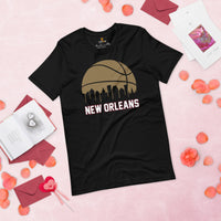 Ideal Christmas Gift for Basketball Lover, Coach & Player - Senior Night, Game Outfit & Attire - New Orleans Skyline B-ball Fanatic Tee - Black