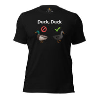 Ultimate Frisbee T-Shirt - Disk Golf Attire & Apparel - Gift Ideas for Disc Golfers - Funny Duck Duck Gray Duck T-Shirt - Black