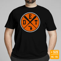 Vintage Detroit Baseball Emblem Fanatic T-Shirt: Gift Ideas for Him & Her, Baseball Lovers & Enthusiasts - Retro Style Game Day Shirt - Black, Plus Size